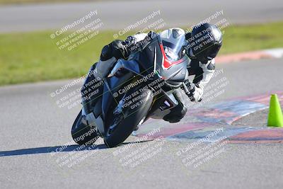 media/Jan-20-2023-Fastrack Riders (Fri) [[f2ad32aba3]]/Level 2/session 5 turn 13/